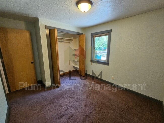 Building Photo - 1417.5 S 2nd St W