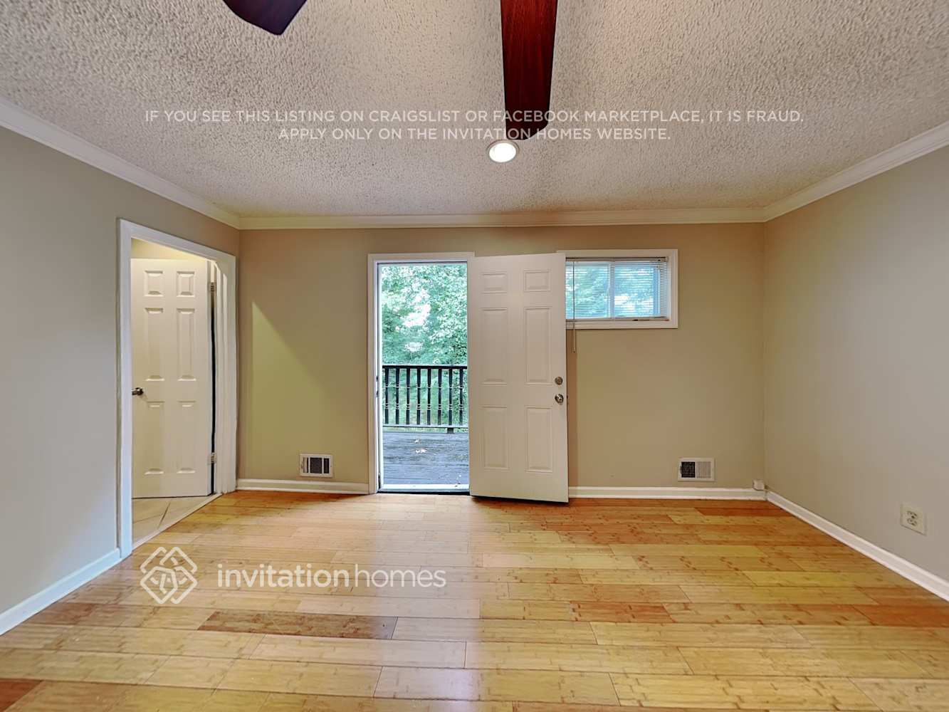 Building Photo - 6297 Queens Ct