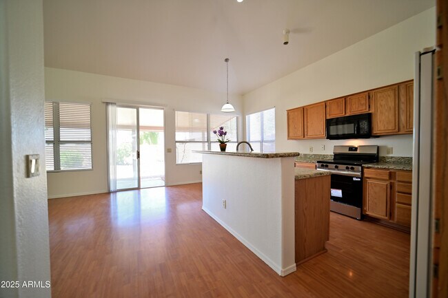 Building Photo - 21914 N 74th Ln