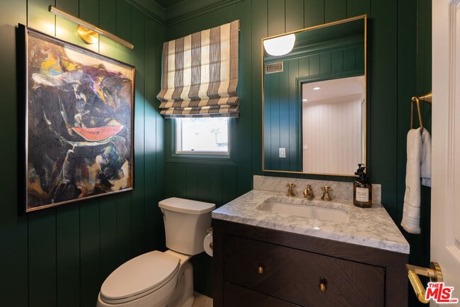 Building Photo - 6 Buckskin Ct