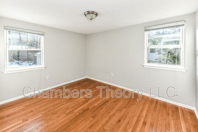 Building Photo - 2009 Wellfleet Ct