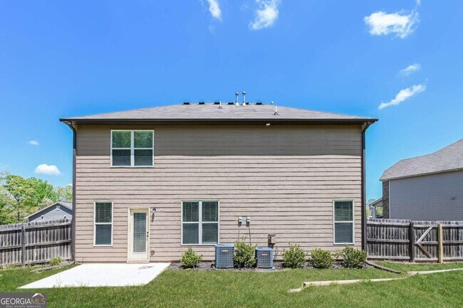 Building Photo - 2901 Canyon Glen Way