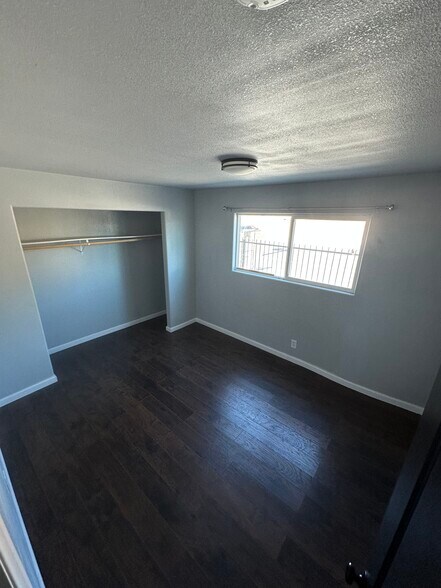 Building Photo - 506 McKellar Cir
