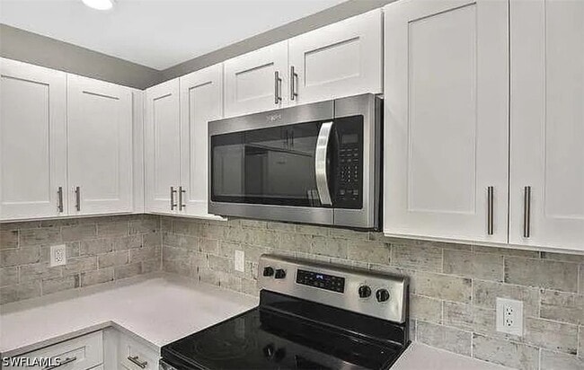 Building Photo - 5457 Ninth Ave