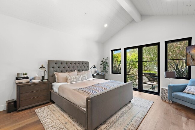 Building Photo - Modern Farmhouse Perfection