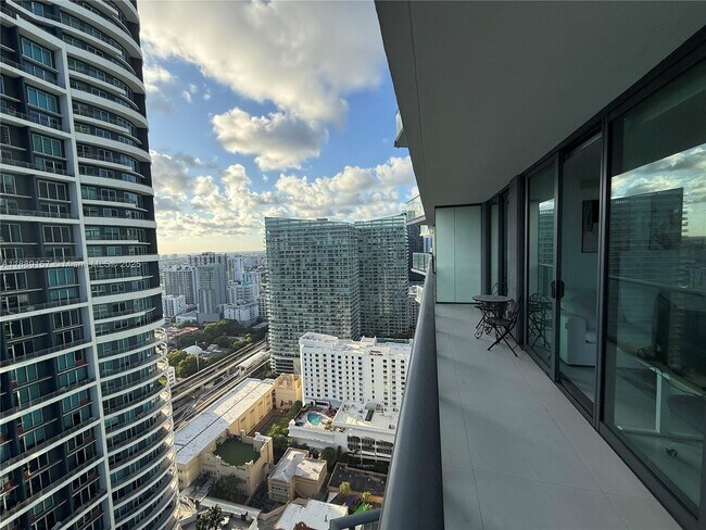 Building Photo - 1300 S Miami Ave