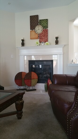 Gas fireplace in Family Room - 4345 Stone Mountain Drive