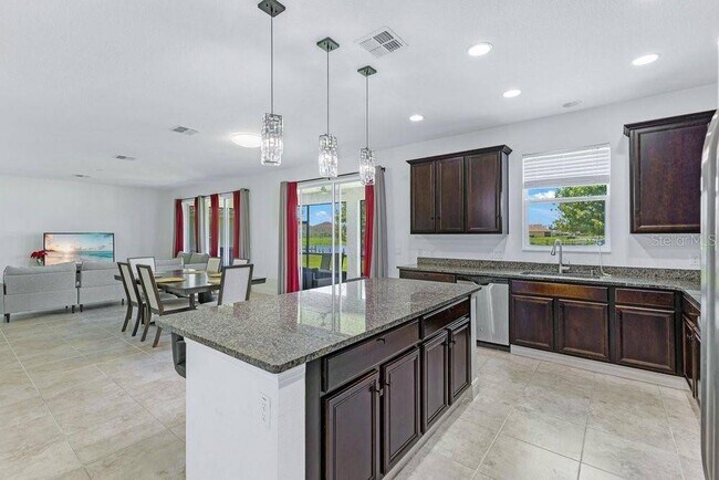 Building Photo - 3802 Carrick Bend Dr