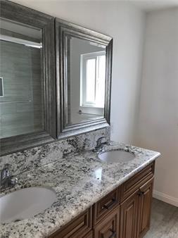 Building Photo - Nice townhouse 2bed 2.5bath Arcadia