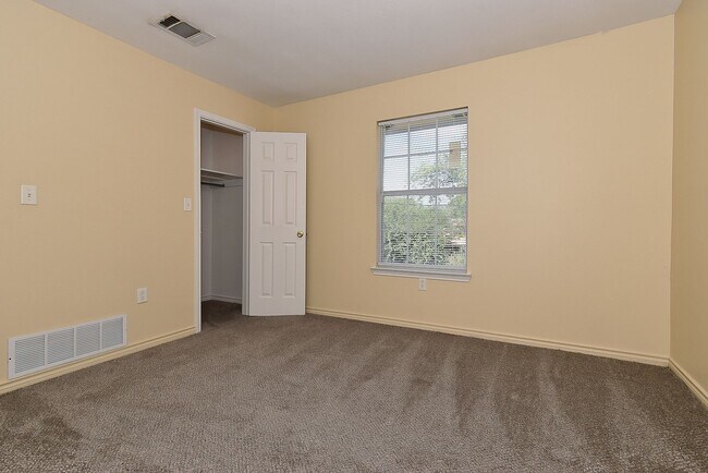 Building Photo - STANFORD.3406 A-B