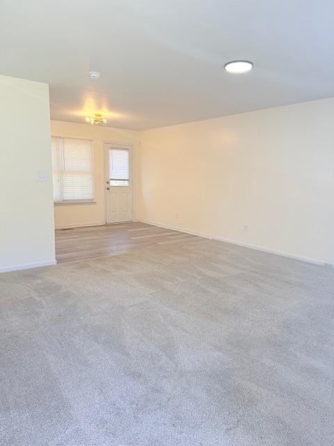 Building Photo - 606 North St