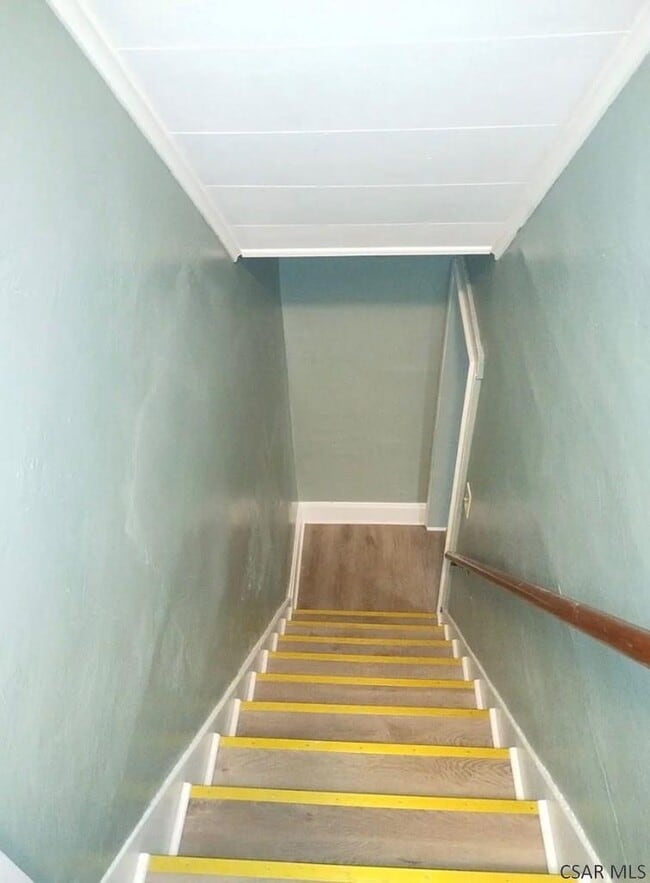 Building Photo - 444 Stone St