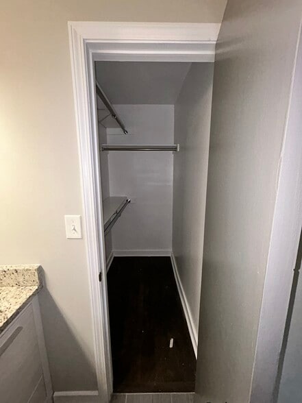 Building Photo - 1839 Boulderview Dr SE