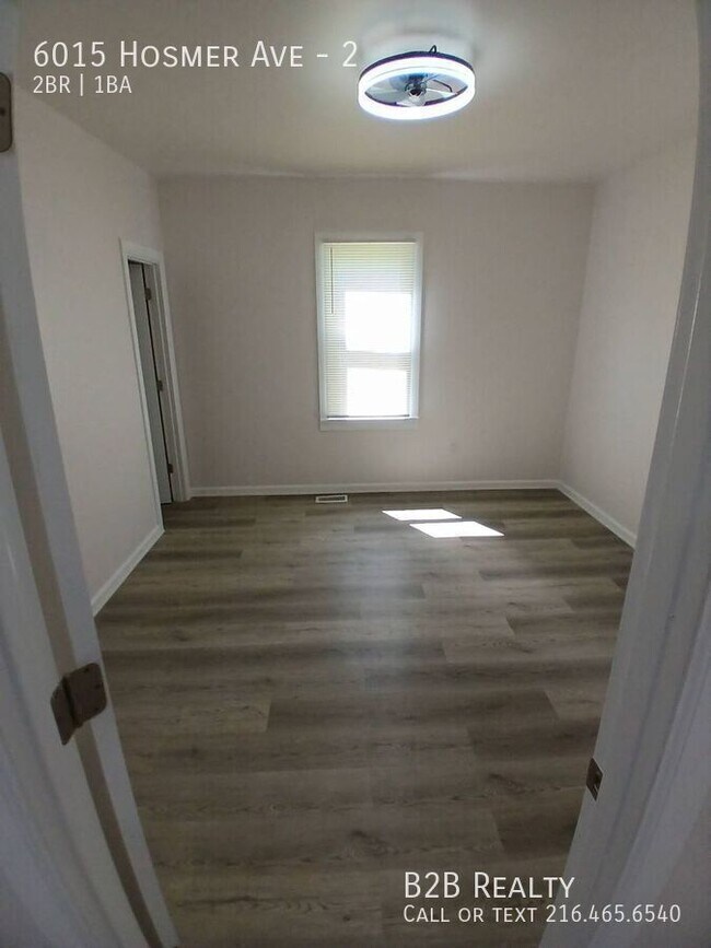 Building Photo - 6015 Hosmer Ave