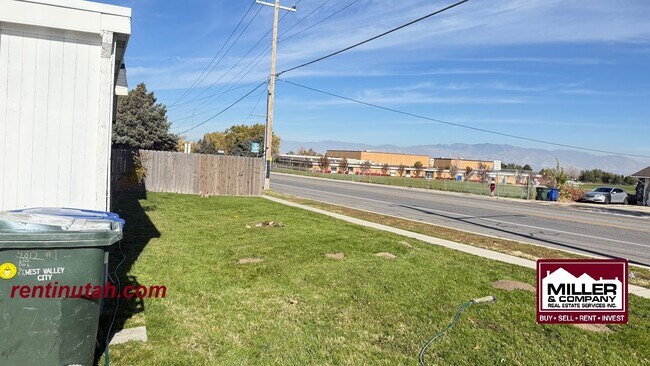 Building Photo - 4812 W Westpoint Dr