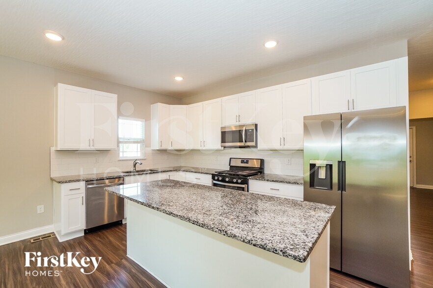 Building Photo - 1924 Ream Dr