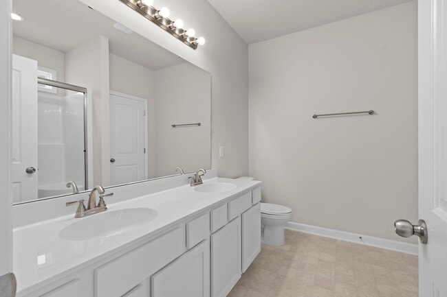 Building Photo - Townhouse For Rent in Holly Ridge!