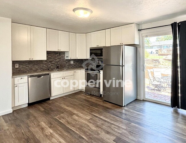 Building Photo - 7465 Kendall St