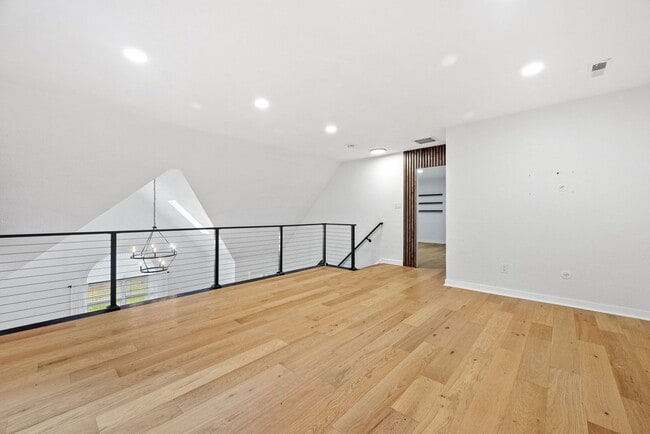 Building Photo - 6608 Wexford Ln