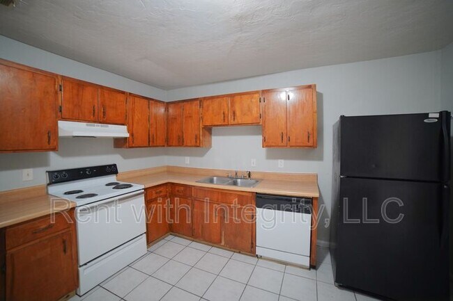 Building Photo - 1312 Nylic St