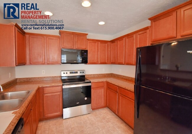 Building Photo - Adorable 3bd 2ba home in Blackman. 2 car garage and fenced yard!
