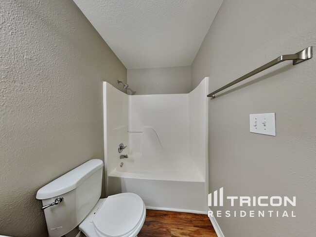 Building Photo - 5103 Sandy Forge Dr
