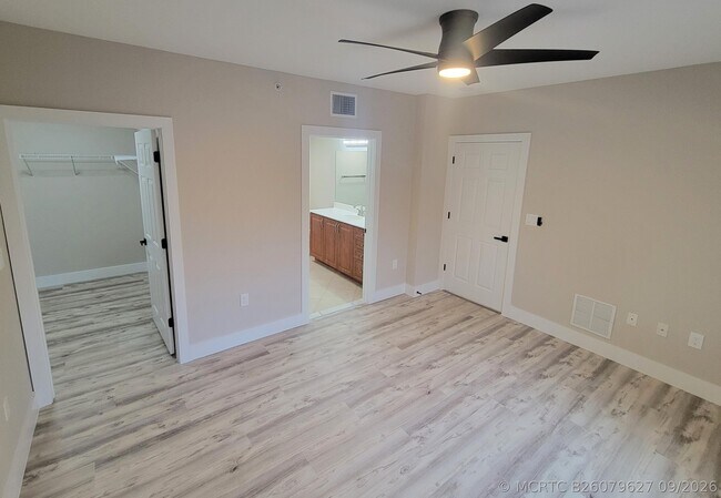 Building Photo - 6418 Emerald Dunes Dr