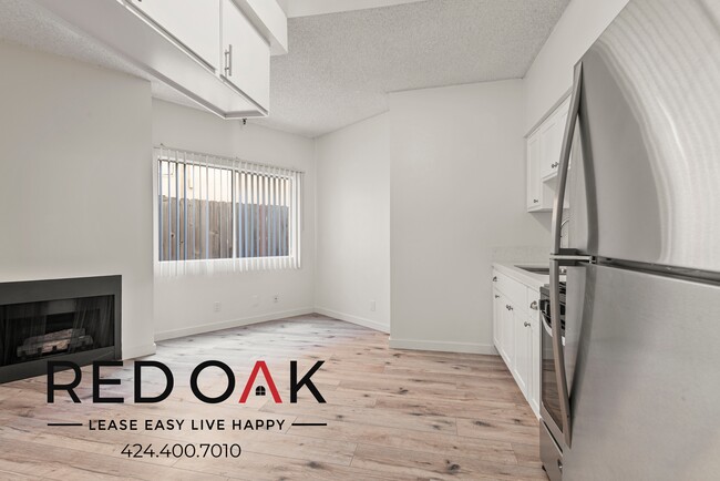 Primary Photo - 2724 1/4 Abbot Kinney Blvd-217