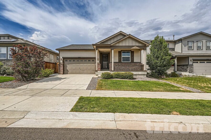 Building Photo - 4363 E 96th Way