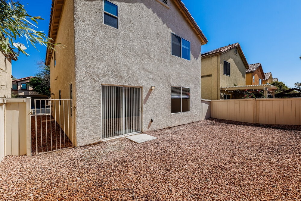 Building Photo - 6471 Brook Cottage Ln