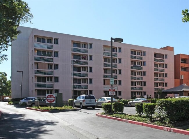 Building Photo - 530 Coffee Rd