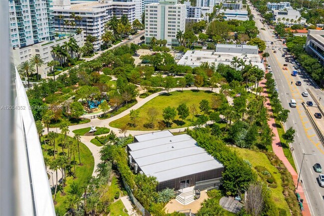 Building Photo - 500 Alton Rd