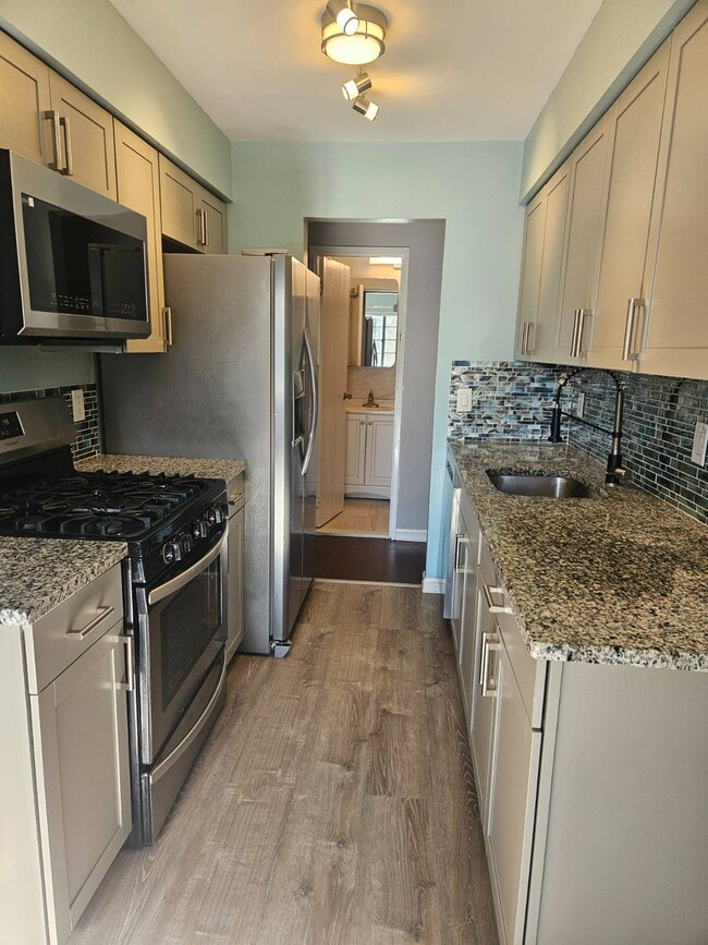 Building Photo - 50 Donna Ct