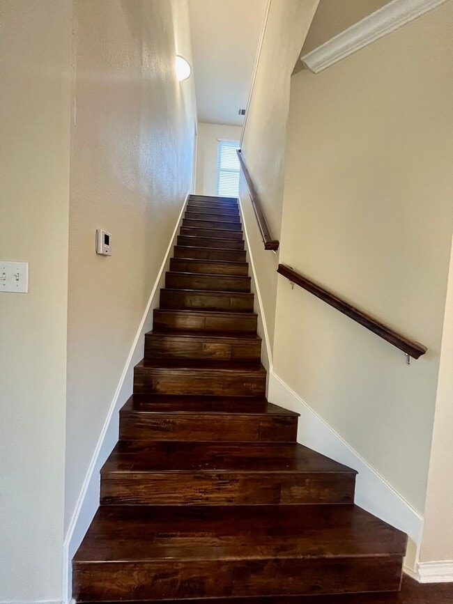 Building Photo - *Fantastic Home in Great Stone Oak Location*