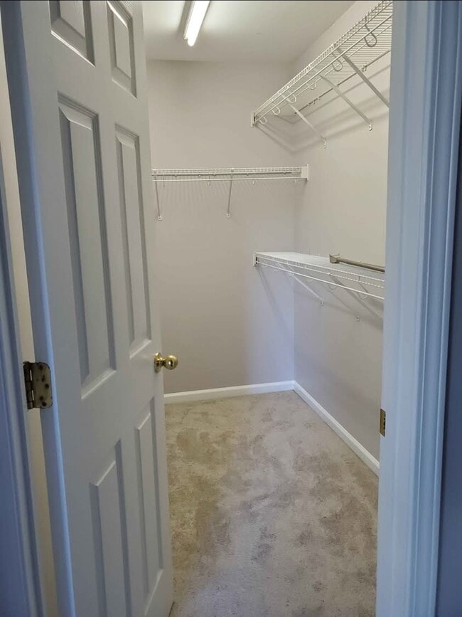 Building Photo - 105 Ruby Walk Dr