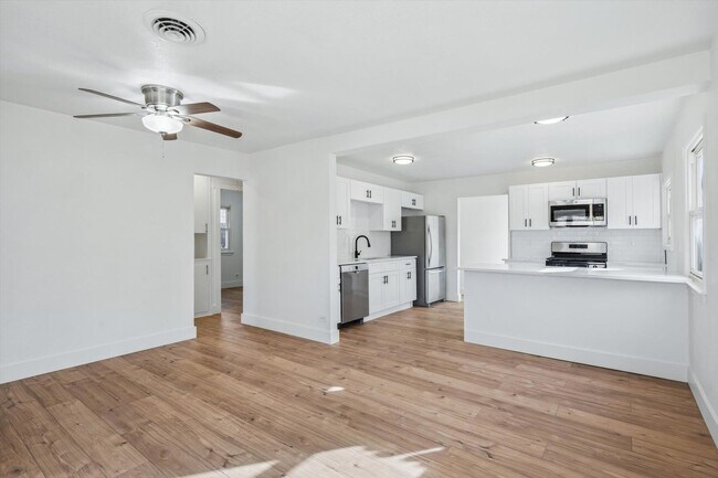 Building Photo - Remodeled house