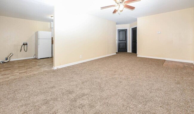 Building Photo - 613 N 22nd St