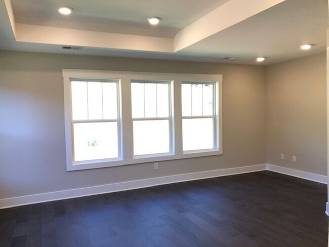 Building Photo - Brand New END UNIT North of Main St  3 miles from Downtown Greenville and I-385.