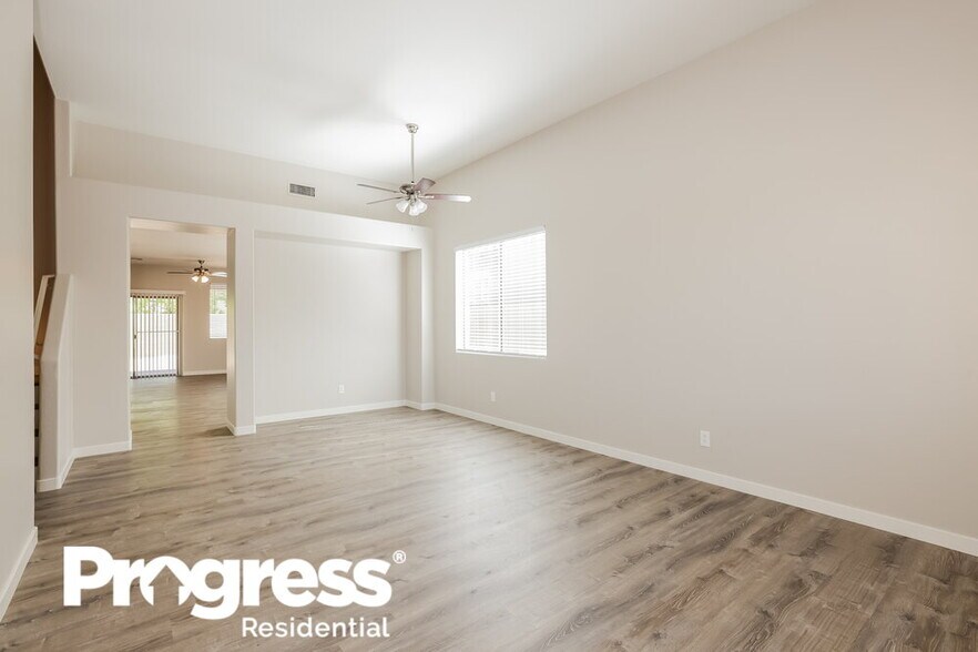 Building Photo - 3844 W Ranier Ct