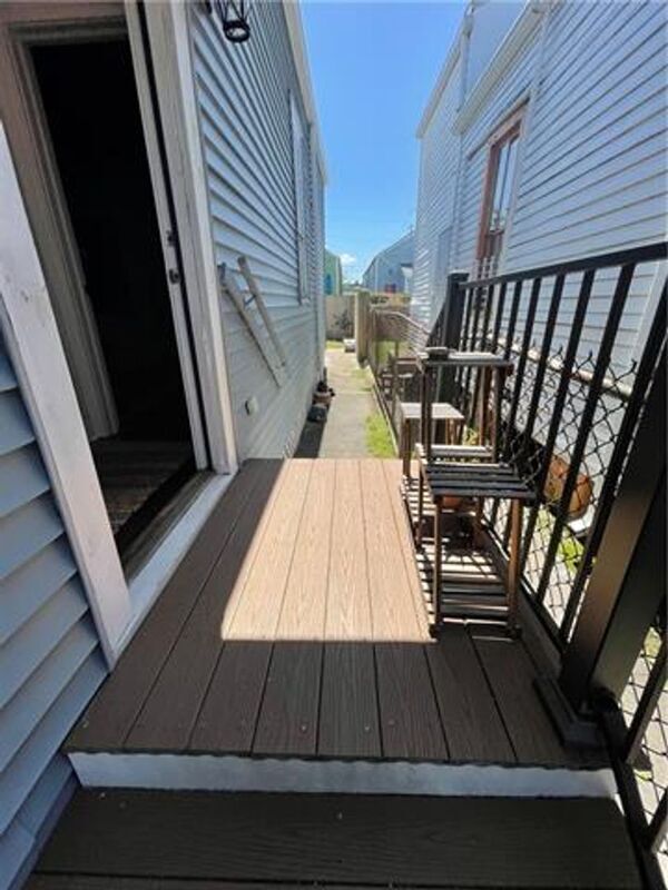 Building Photo - 2932 St Ann St.