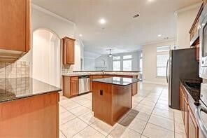 Building Photo - 6118 Gatewood Manor Dr