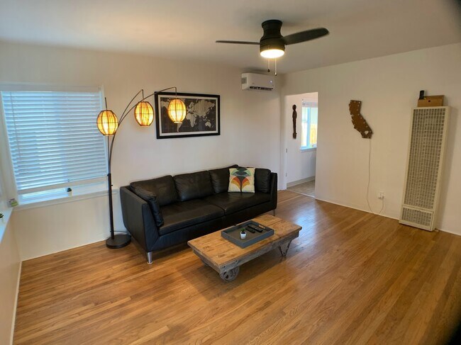 Building Photo - 4788 W Mountain View Dr