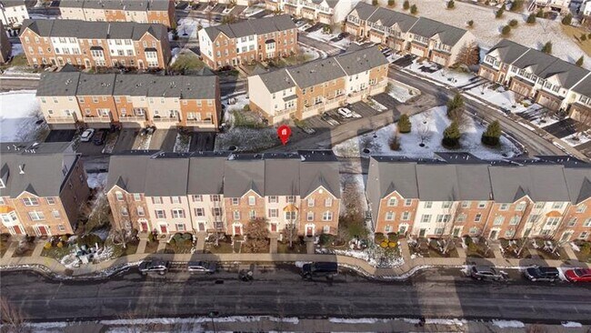 Building Photo - 620 Fairgate Drive