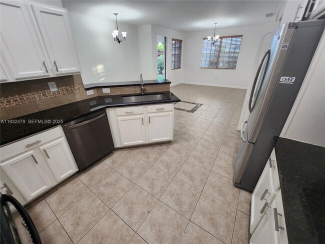 Building Photo - 13973 SW 276th Way