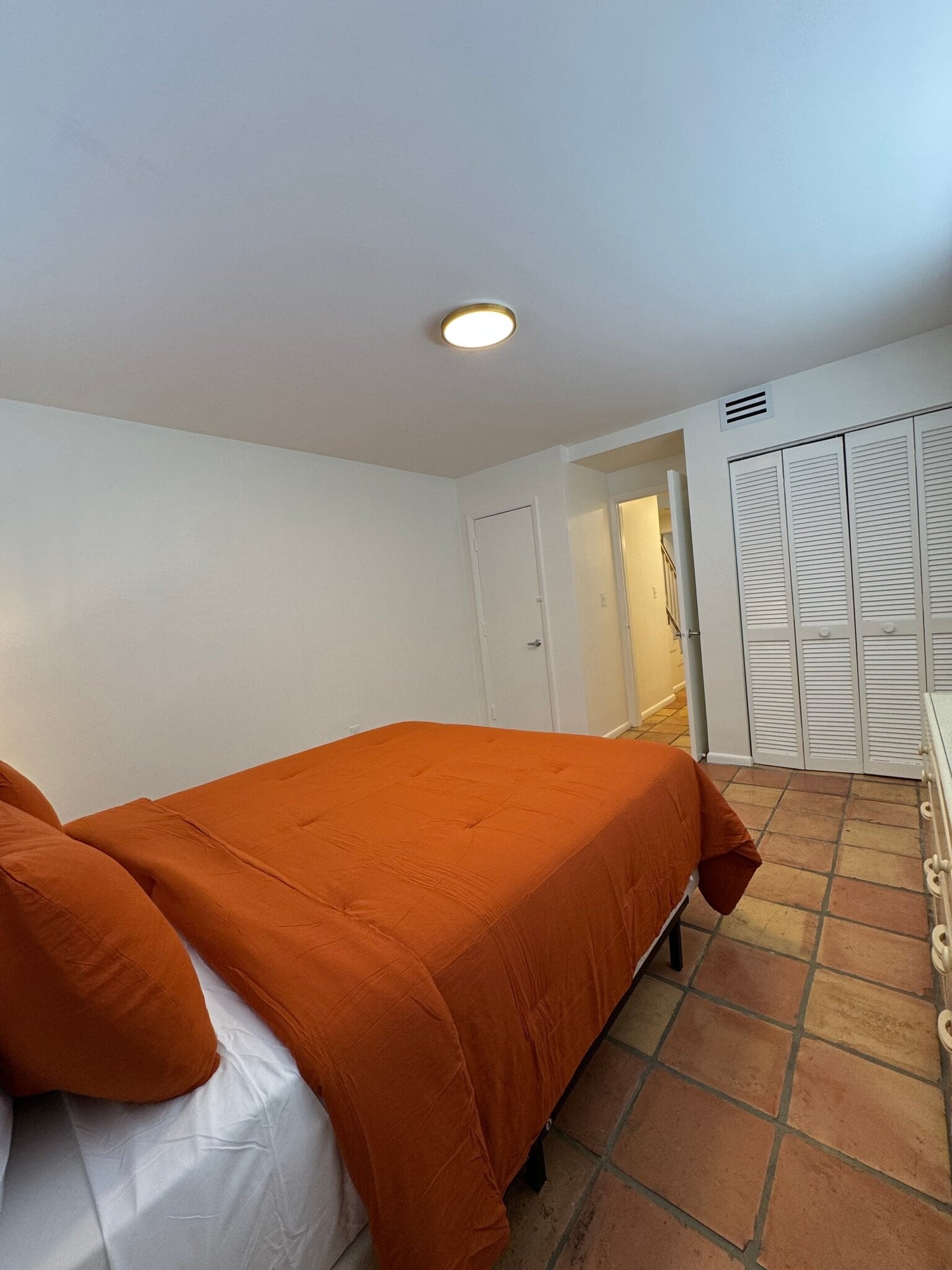 Building Photo - 1460 Ocean Dr