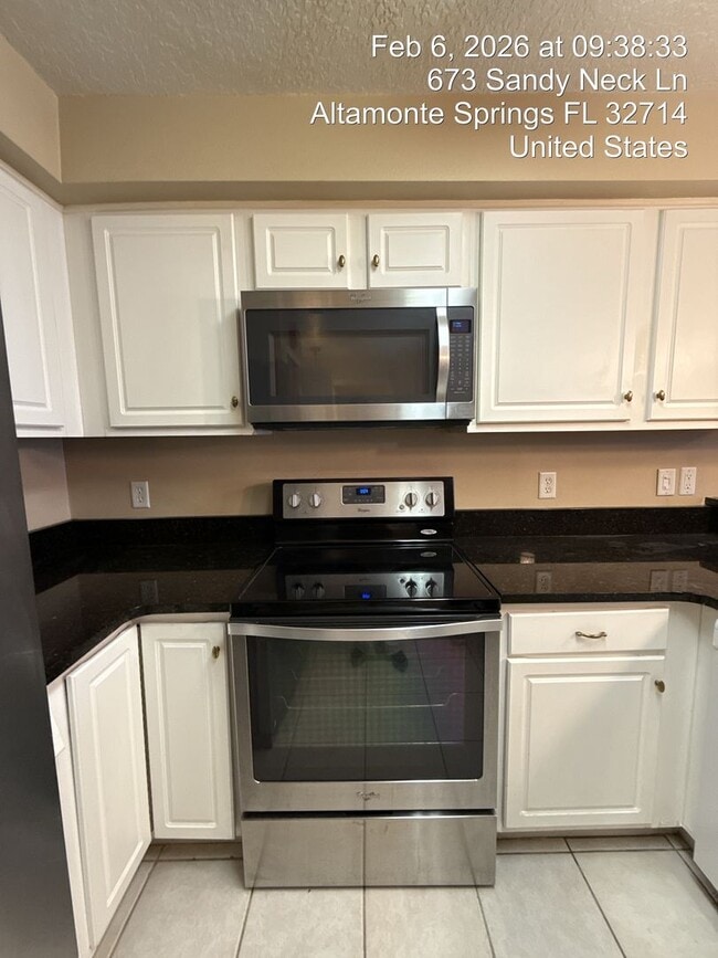 Building Photo - Move-In Ready 3-Bedroom 2 bath Condo in Prime Altamonte Springs - KEY WEST CONDOMINIUMS — Apply T...