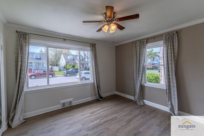 Building Photo - 6510 Kriel St