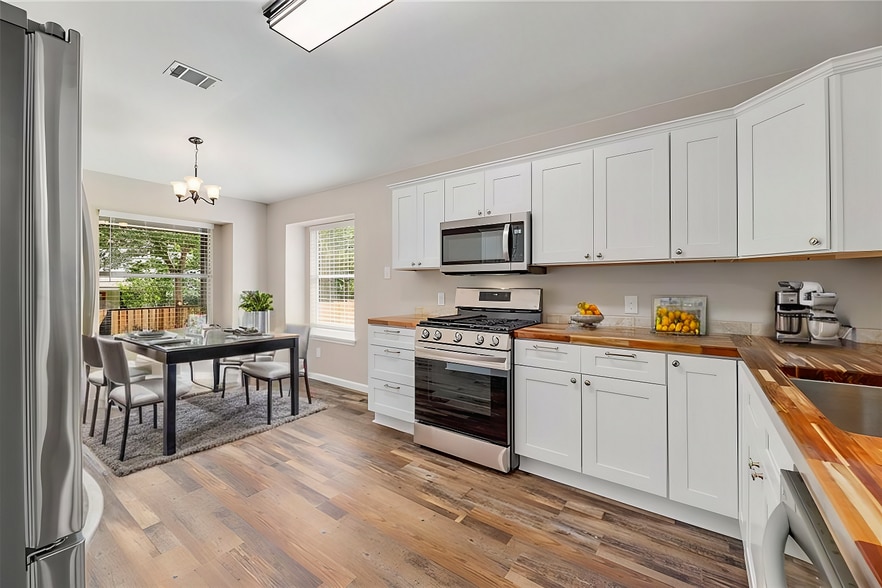 Kitchen/Dining Room - 2710 Greenlee Dr