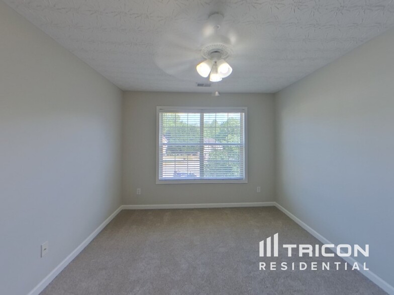 Building Photo - 1531 Swan Valley Ct