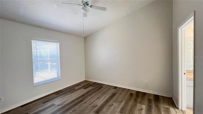 Building Photo - 1140 Cedarwood Way